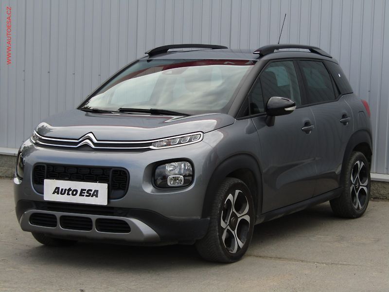 Citroën C3 Aircross (2019) 1.2PT, Shine, navi, panor - fotka 3 z 19
