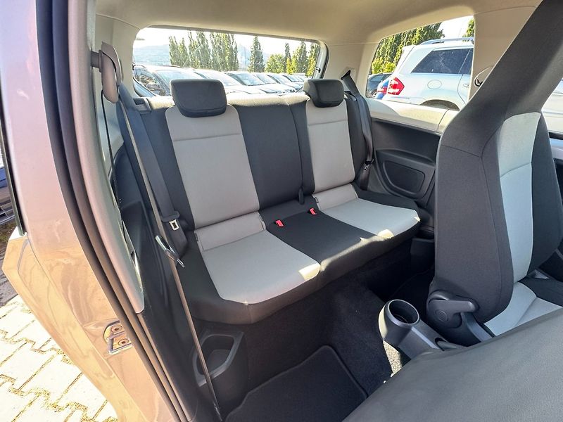 Škoda Citigo (2015) 1,0 MPI 44 KW 1. MAJ SŠA - fotka 37 z 50