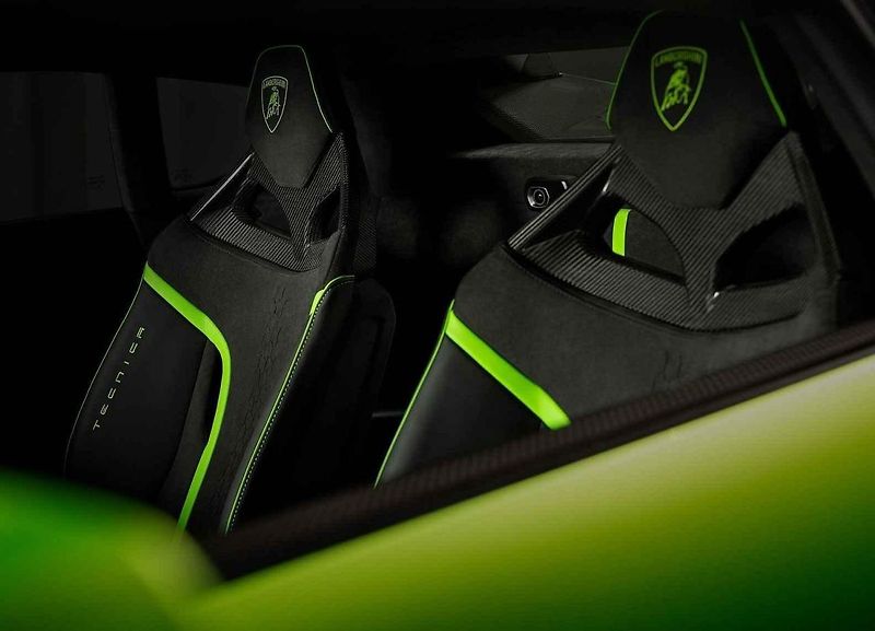 Lamborghini Huracán Tecnica při odhalení v Praze