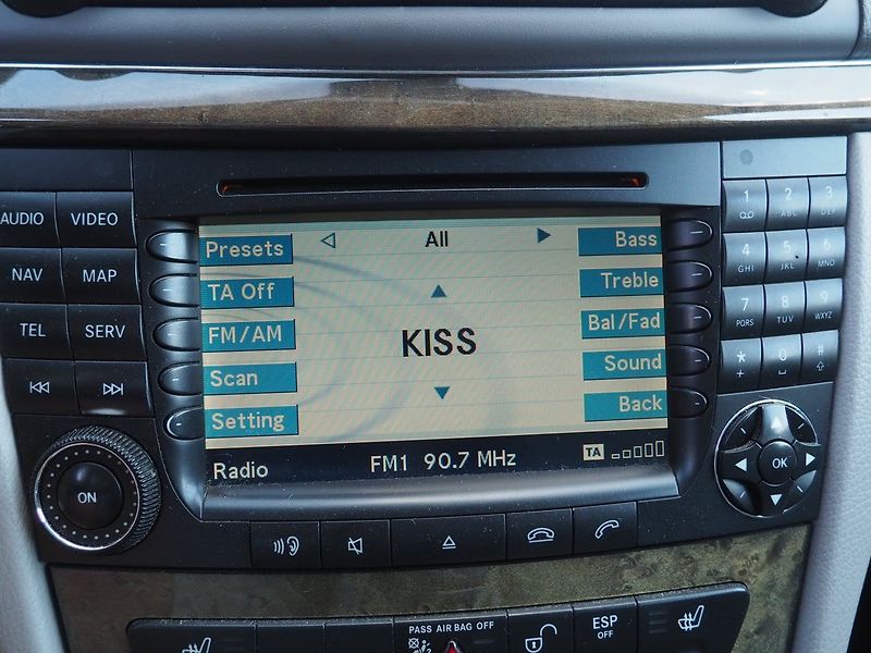 Mercedes-Benz Třídy E (2008) 320 CDI, 4M, AT - fotka 30 z 36