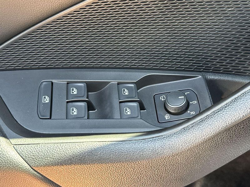 Škoda Octavia (2020) 2.0 TDI DSG Ambition - fotka 11 z 32