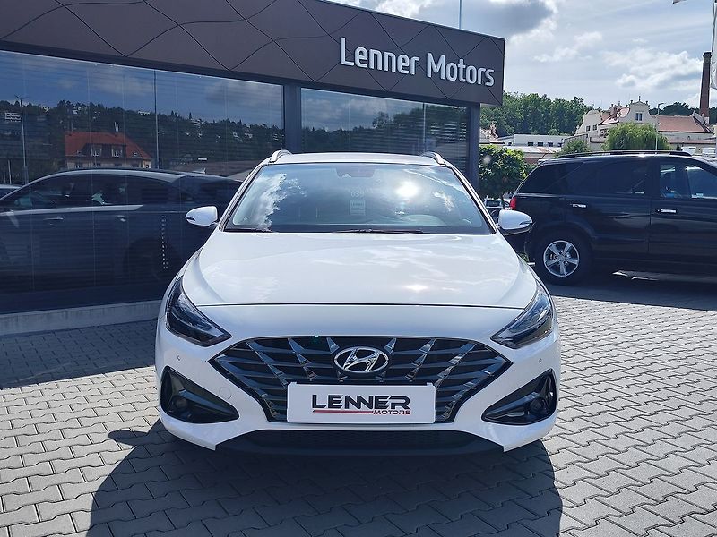 Hyundai i30 1.0 T-GDI/88kW Smart Navi DCT - fotka 2 z 33