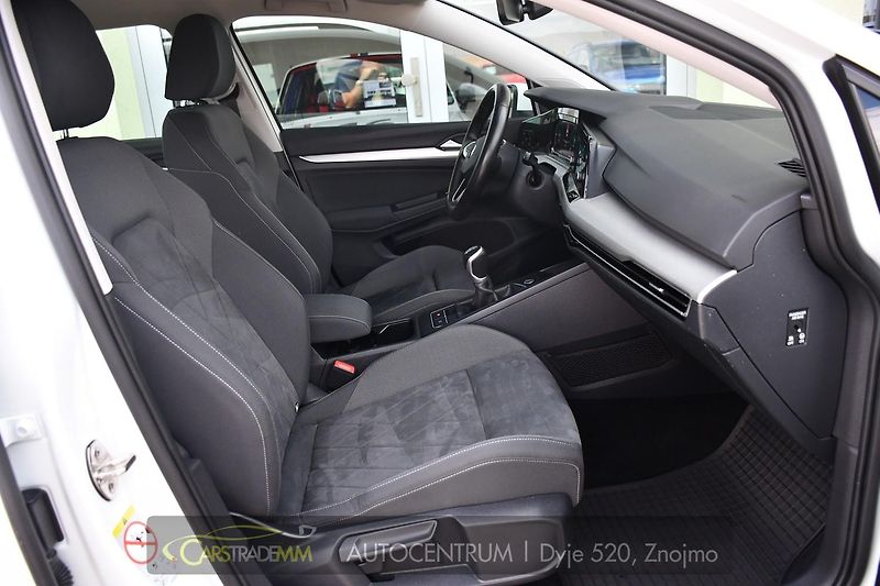 Volkswagen Golf 2.0TDi LED ACC 1M ČR  - fotka 16 z 52