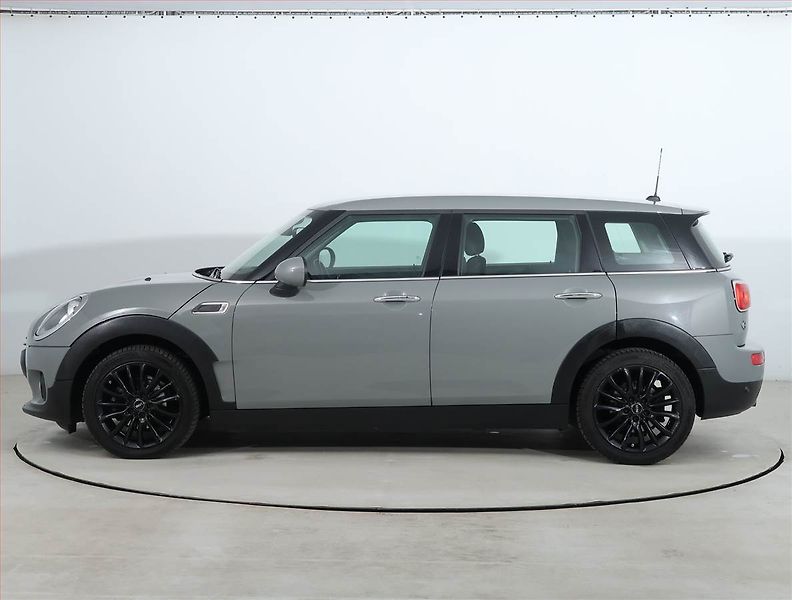 Mini Clubman (2018) One, Serv.kniha, Park. senzory - fotka 3 z 19