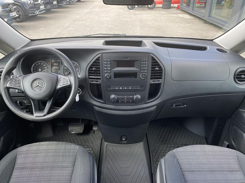 Mercedes-Benz Vito 119 CDI/L 4M Tourer - fotka 9 z 24