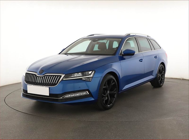 Škoda Superb (2020) 2.0 TDI, Automat, Navi - fotka 2 z 20