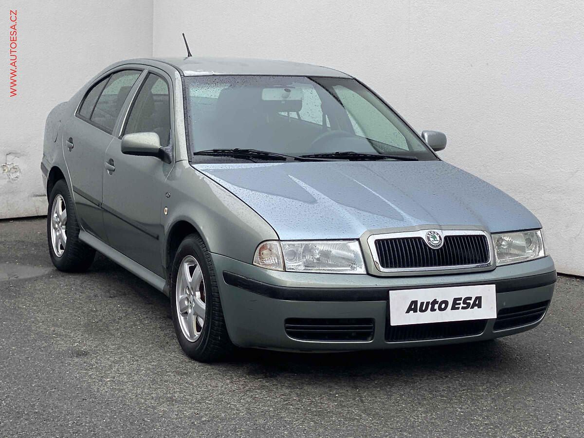 Škoda Octavia 1.8T, Elegance