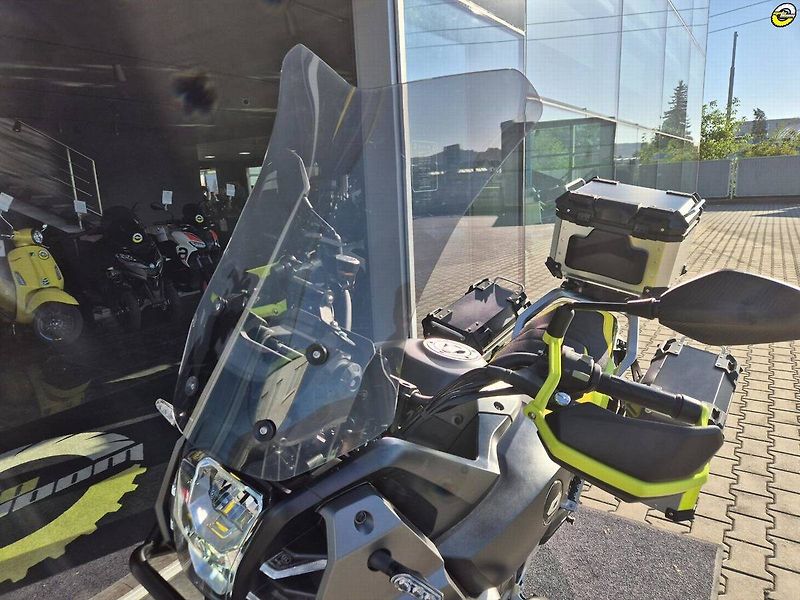 QJ Motor (2025) SVT 650 X (2025) – 1. majitel, - fotka 12 z 20