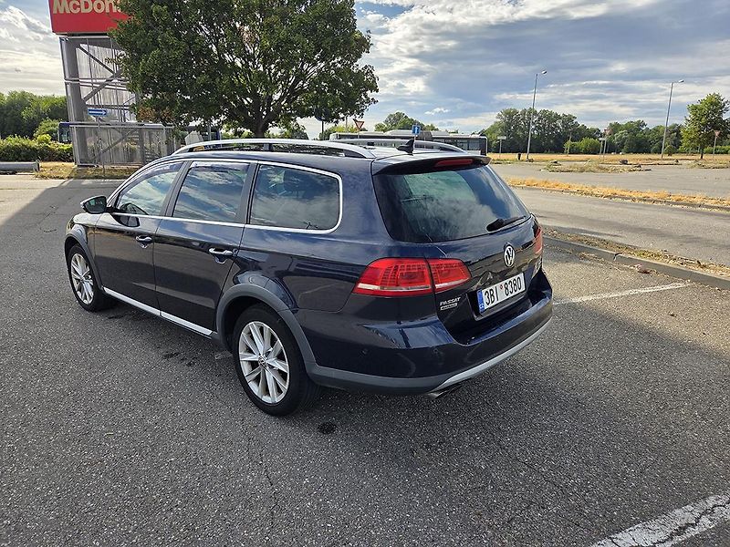 Volkswagen Passat Variant (2012) ALLTRACK - fotka 6 z 52