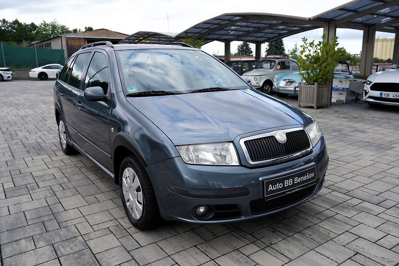Škoda Fabia 1.4 16V Ambiente Combi 80PS - fotka 7 z 34