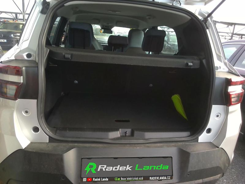 Opel Frontera (2025) Kamera, navigace - fotka 6 z 6