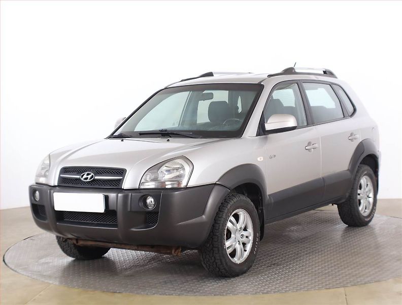 Hyundai Tucson (2006) 2.0 CRDi, 4X4, servisované - fotka 2 z 13