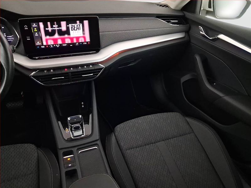 Škoda Octavia (2022) Style 2.0 TDI, Automat, ČR - fotka 8 z 23