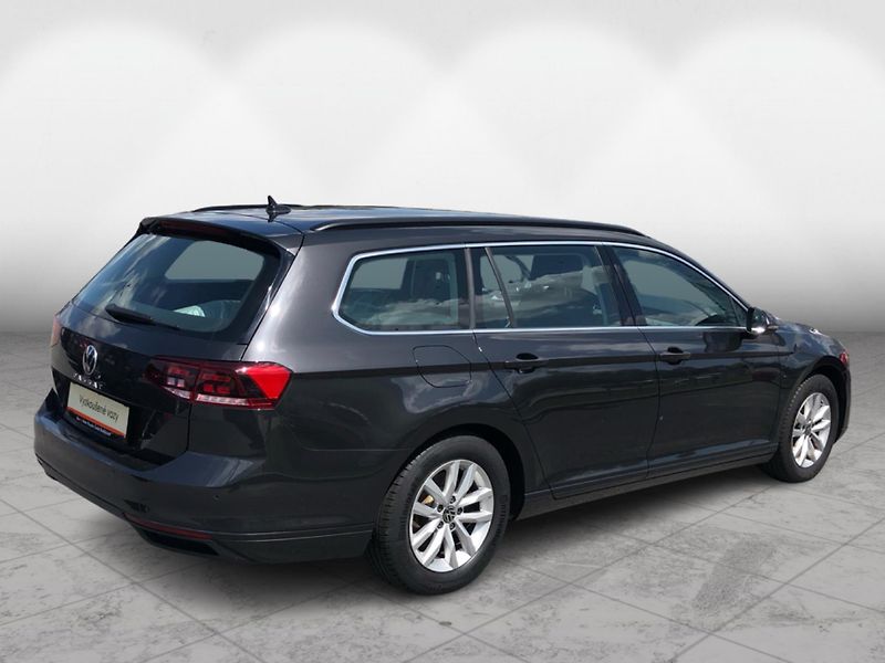 Volkswagen Passat Variant 2.0 TDi DSG 7st. Busin - fotka 2 z 30