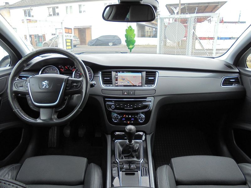 Peugeot 508 (2016) 2.0 HDI- NAVI-SUPER VÝBAVA-ČR - fotka 9 z 11