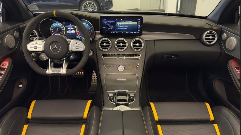 Mercedes-Benz Třídy C 63S AMG V8 Cab Final Edition - fotka 13 z 34