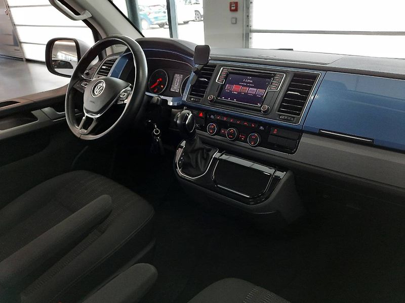 Volkswagen Multivan (2019) 2.0 TDI 4Motion (146kW/198k) D - fotka 14 z 24