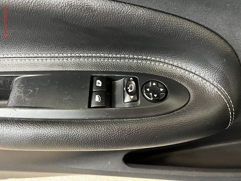 Citroën DS3 (2011) 1.6VTi, AC, tempo, park.asist - fotka 12 z 14