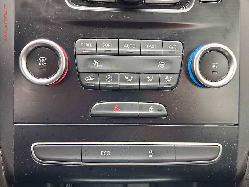 Renault Mégane (2017) 1.5 dCi, ČR, servis.kniha, AC - fotka 12 z 17