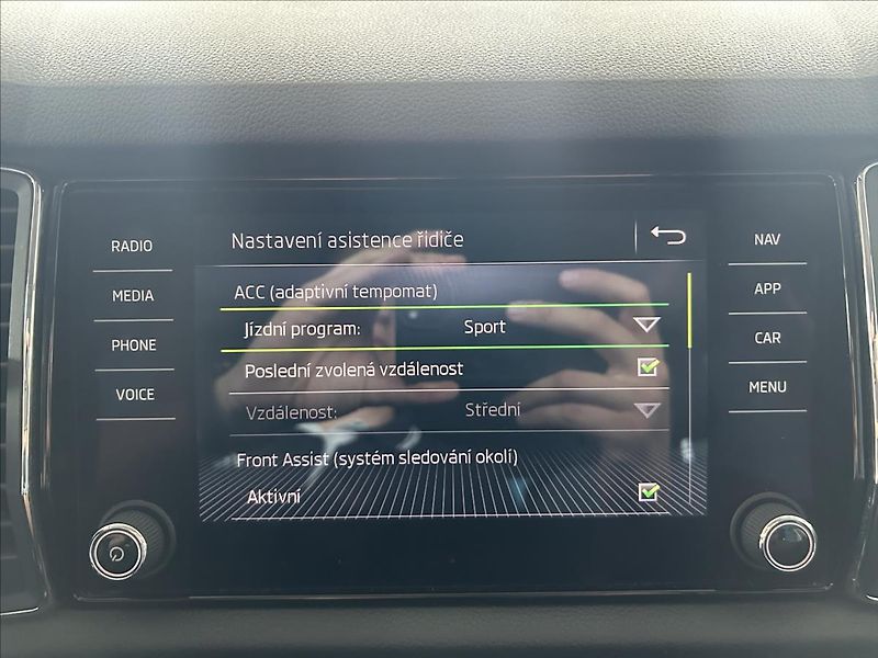 Škoda Kodiaq 1,4   TSI 110kW,SERVISKA,4x4 - fotka 19 z 33
