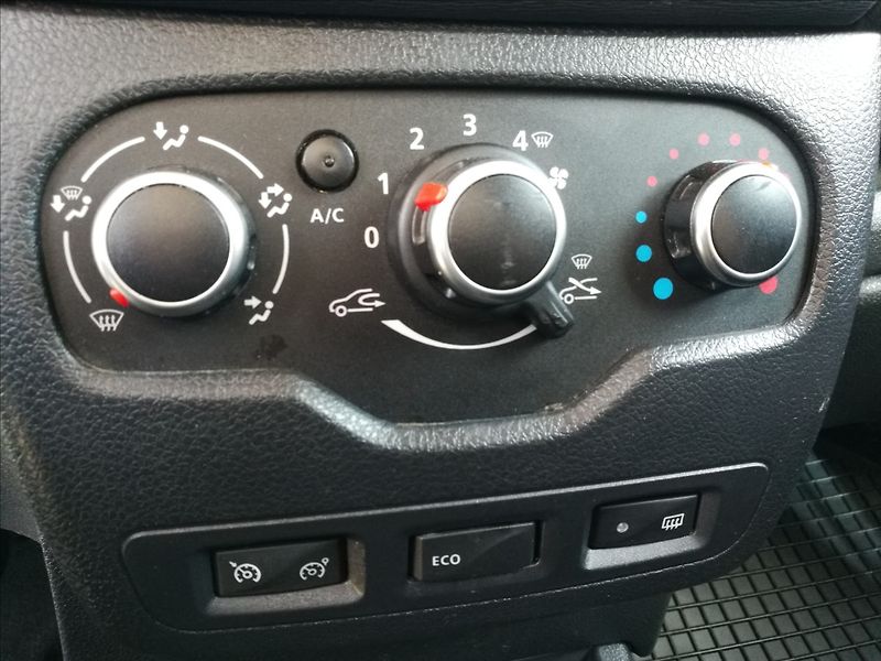 Dacia Lodgy 1,2 TCe Laureate - fotka 7 z 18