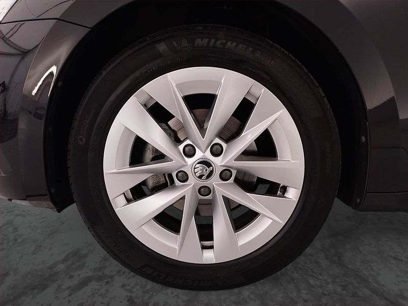 Škoda Octavia (2022) 2.0 TDI - fotka 15 z 22