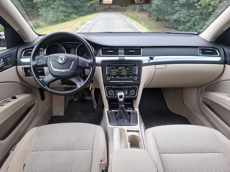 Škoda Superb (2008) 2-1.8 TSI,Elegance,xenon,CZ - fotka 11 z 18