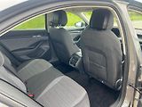 Škoda Superb 2.0 TDi Selection ČR - náhled 9