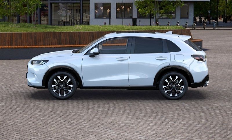 Honda ZR-V (2026) 2.0e:HEV 135kW ADVANCE SKLADEM - fotka 2 z 24