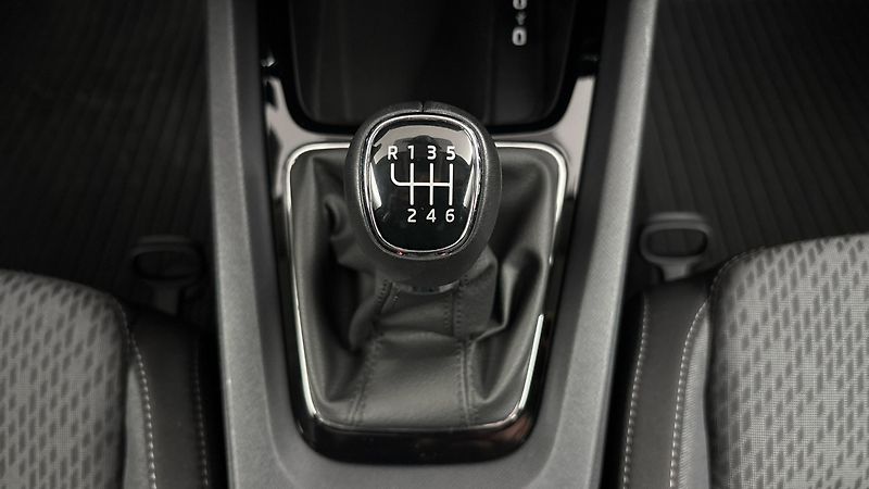 Škoda Octavia 1.5 TSI Style Combi - fotka 23 z 27