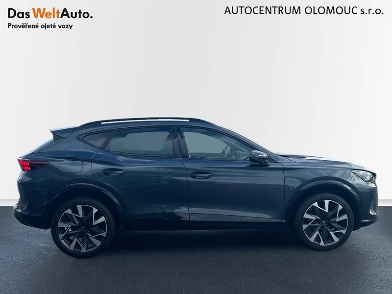 Cupra Formentor (2024) 1.5 eTSI 7DSG - fotka 3 z 35