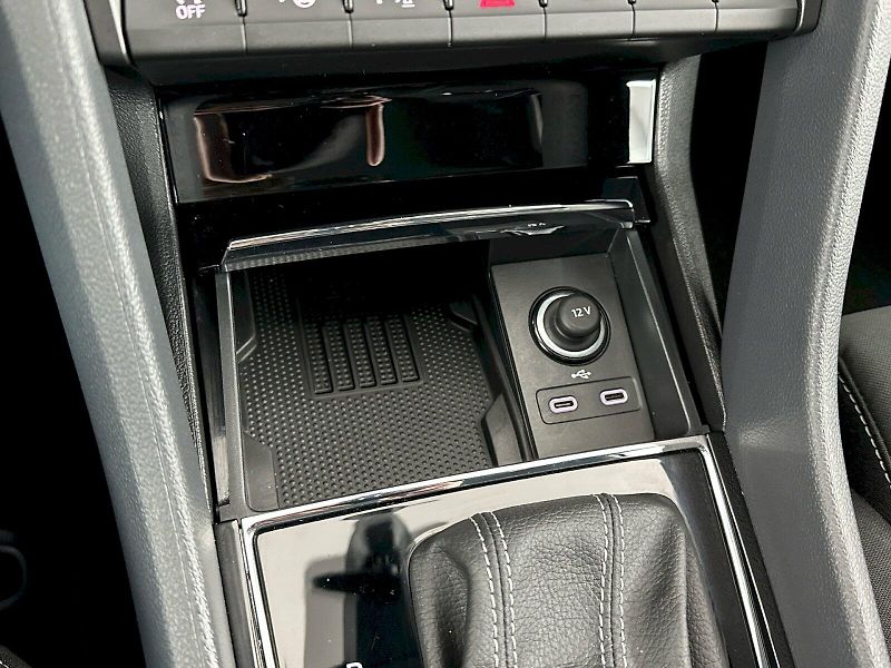 Škoda Karoq (2025) DSG 2.0TDI 110kW 4x4 SportLine - fotka 23 z 33