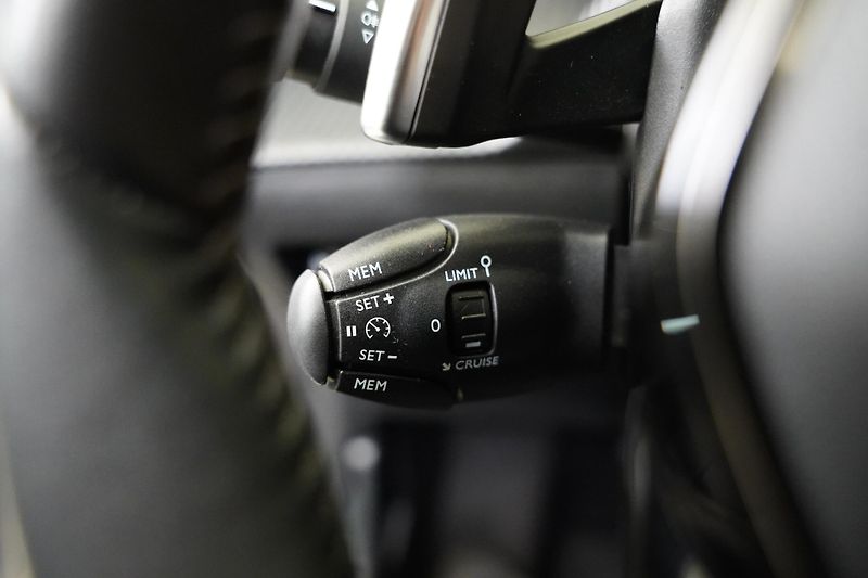 Peugeot 208 - fotka 14 z 26
