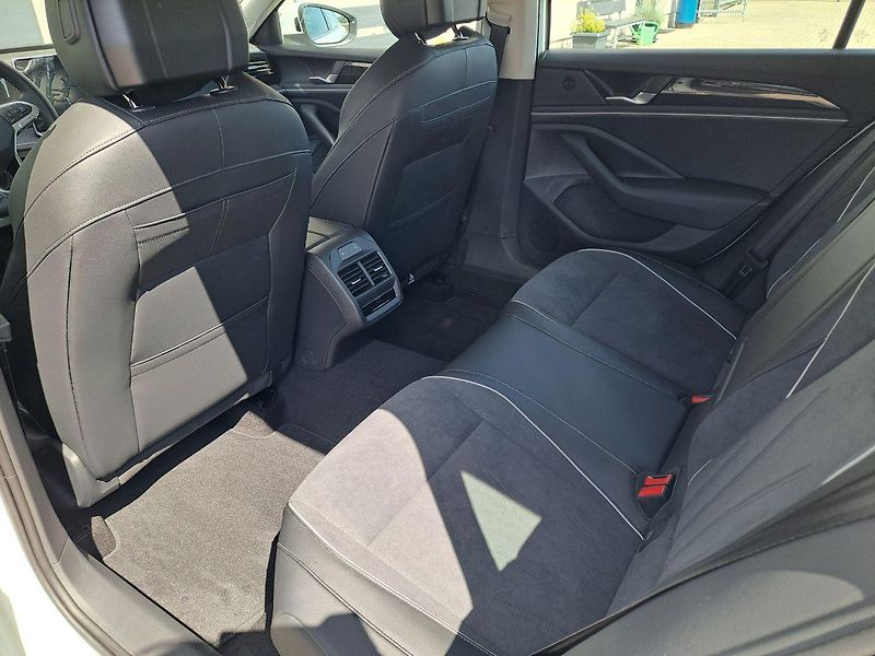 Volkswagen Passat (2025) 1.5 TSI Business REZERVACE - fotka 26 z 31