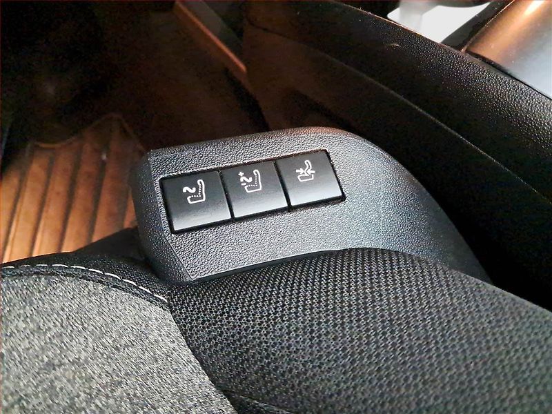 Citroën Grand C4 SpaceTourer (2019) 1.2 T, 7 míst, ČR,1.maj - fotka 17 z 22
