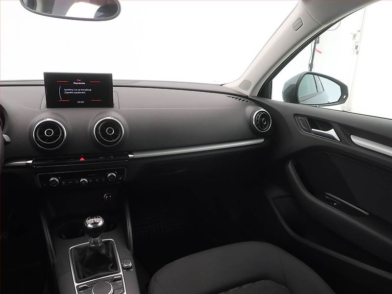 Audi A3 (2015) 1.6 TDI, Serv.kniha, Navi - fotka 8 z 19