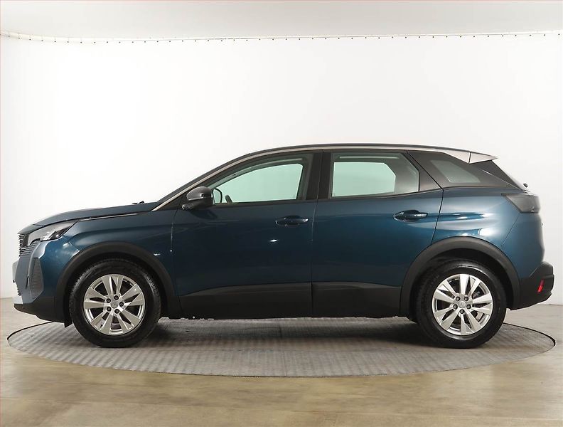 Peugeot 3008 (2022) Active 1.5 BlueHDi, digi klima - fotka 3 z 22