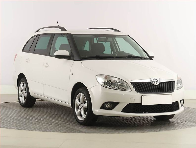Škoda Fabia (2014) Elegance 1.4 16V, Serv.kniha - fotografie inzerátu