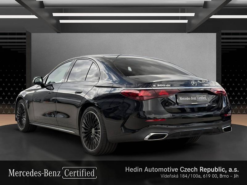 Mercedes-Benz Třídy E (2025) 300 de 4MATIC - fotka 3 z 28