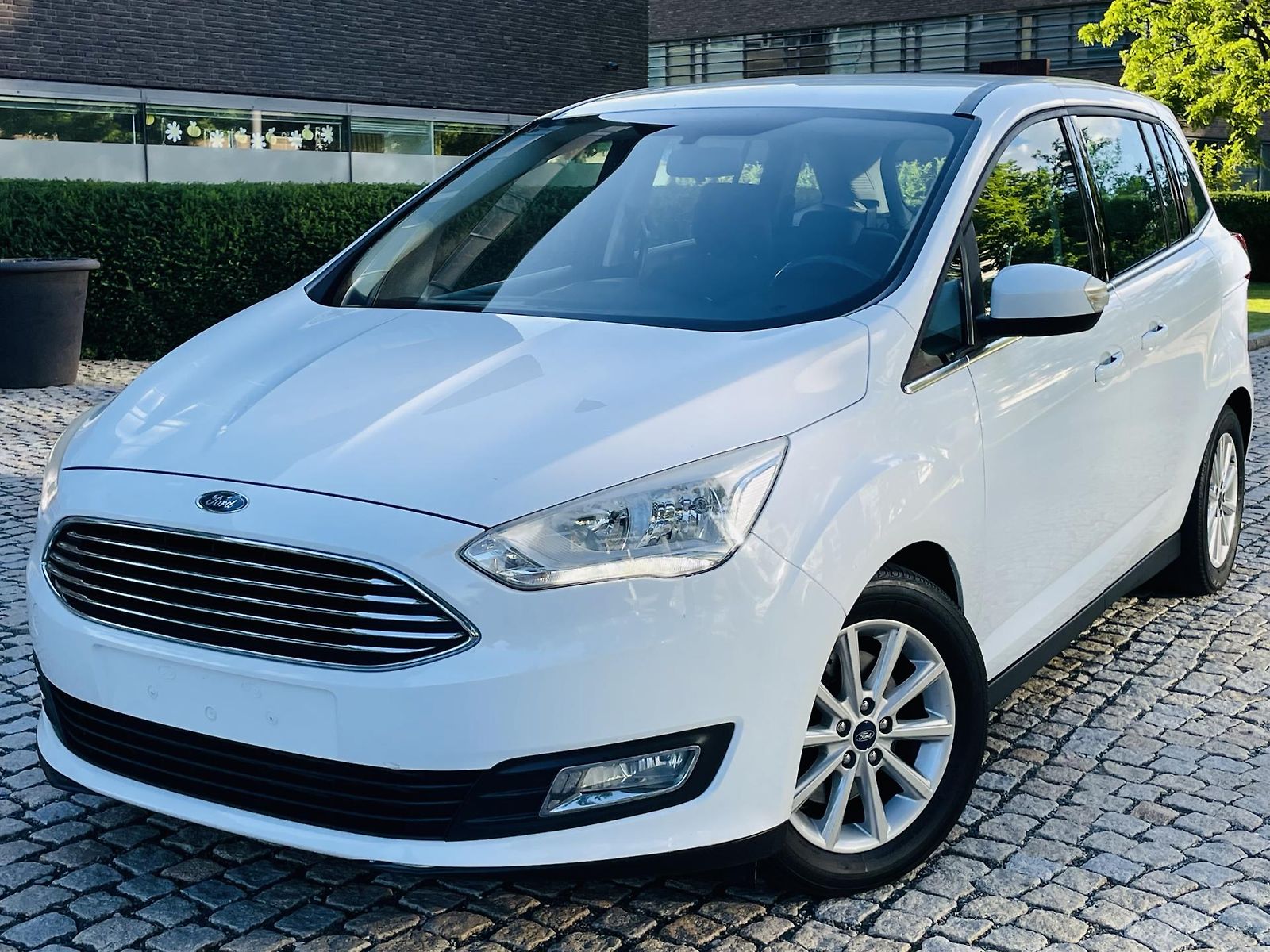 Ford Grand C-MAX 2.0TDCi MANUÁL 7MÍST SERVISKA