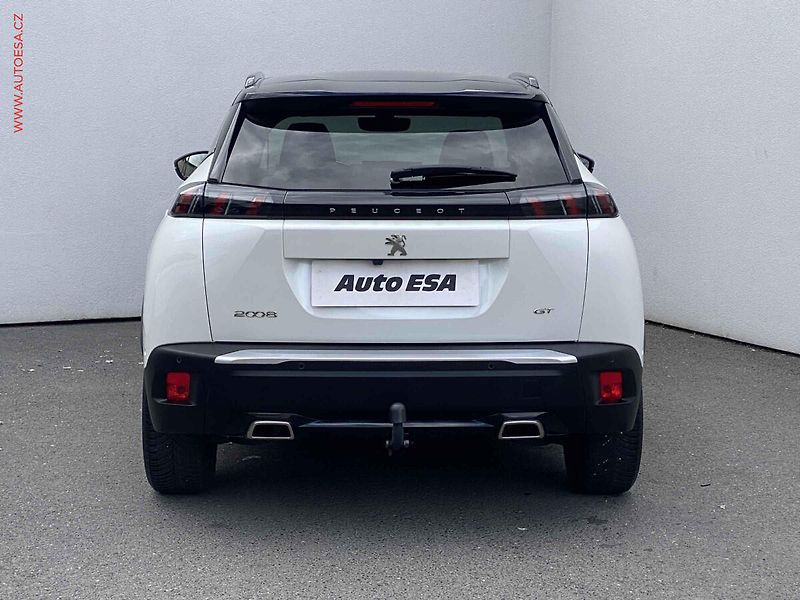 Peugeot 2008 (2020) 1.2 PT, GT, AT, LED, panor - fotka 5 z 17