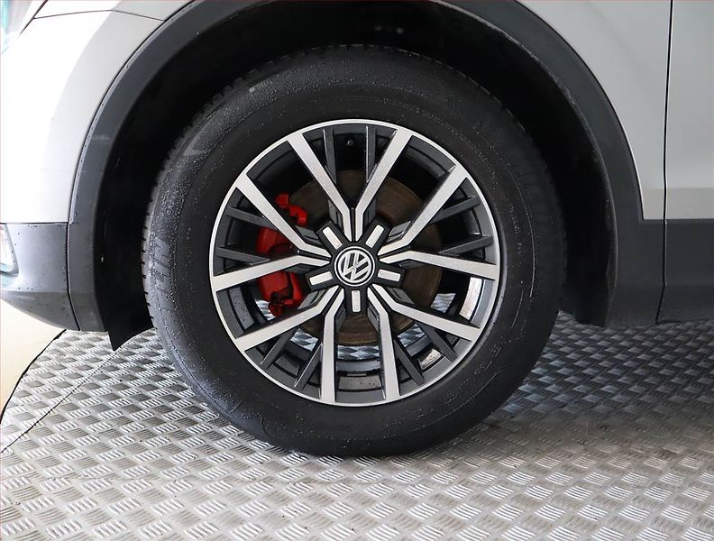 Volkswagen Tiguan (2016) Comfortline 2.0 TDI, Navi - fotka 15 z 22