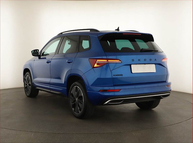 Škoda Karoq (2025) 2.0 TDI, Sportline, Navigace - fotka 4 z 18
