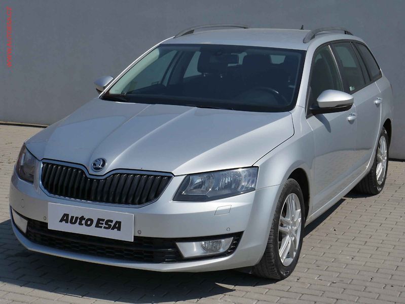 Škoda Octavia (2015) 1.6 TDI, ČR, AC, výhřev sed. - fotka 3 z 16