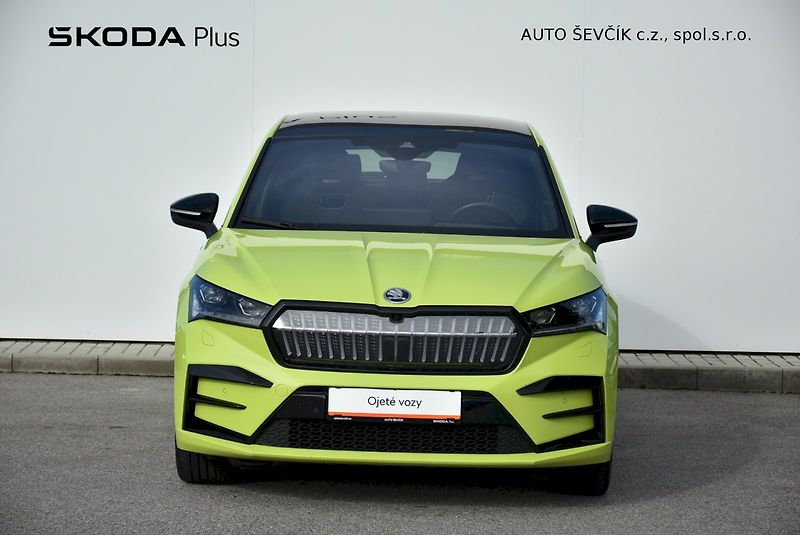 Škoda Enyaq (2023) RS 220 kW 4x4 ADVANCED Paket - fotka 4 z 35