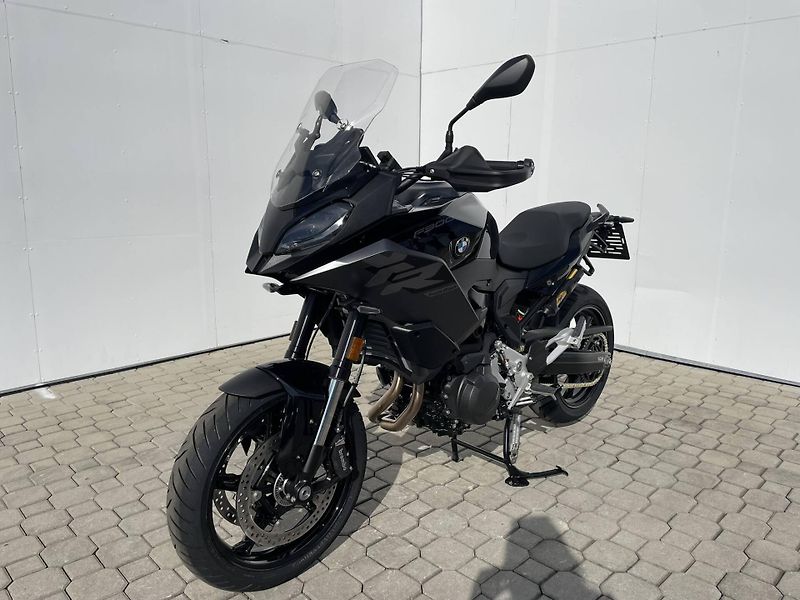 BMW F 900 XR - fotka 5 z 12
