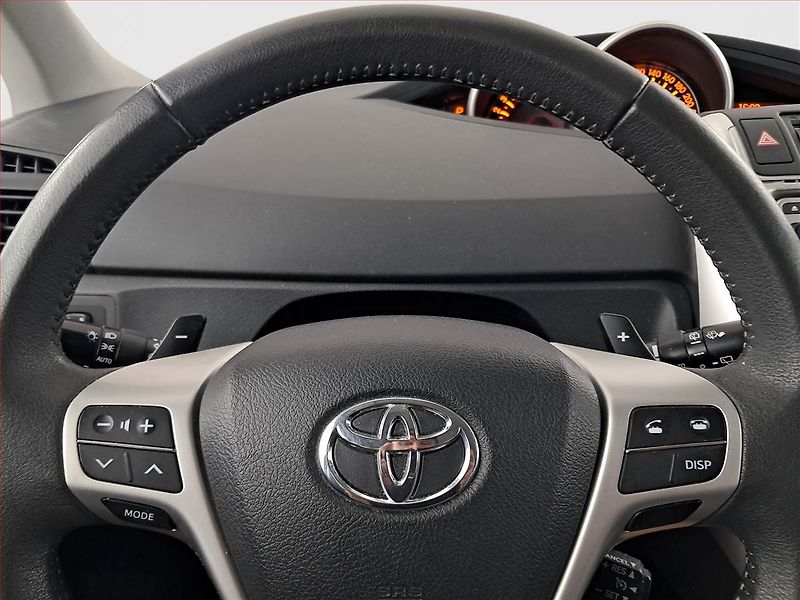 Toyota Verso (2012) 1.8 Valvematic, Automat, ČR - fotka 17 z 18