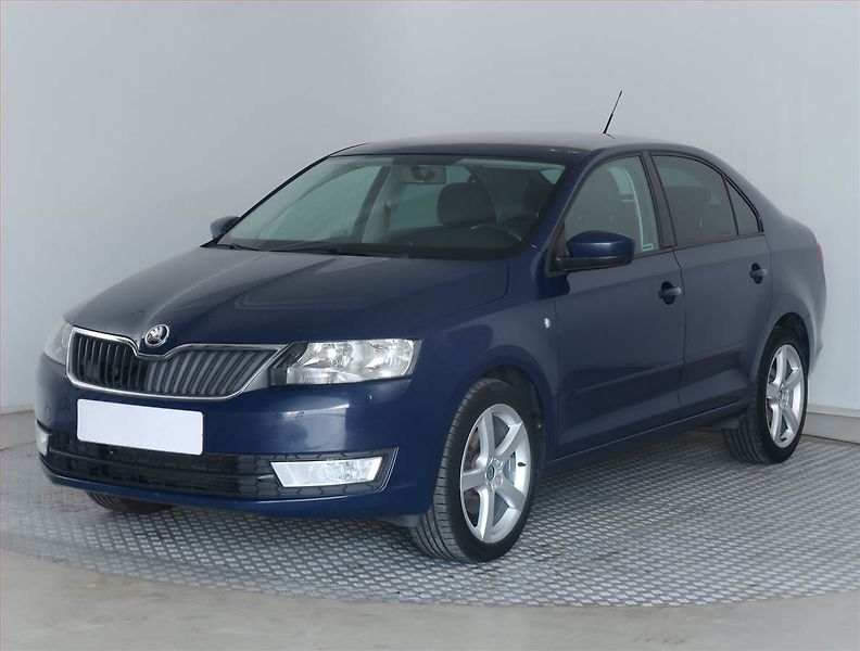 Škoda Rapid (2015) Ambition 1.6 TDI, Tempomat - fotka 2 z 17