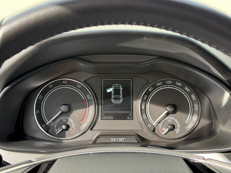 Škoda Scala (2021) 1.0 TSI 70 kW Ambition - fotka 12 z 21