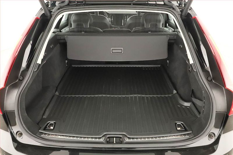 Volvo V90 (2018) D3, Automat, Serv.kniha, Kůže - fotka 19 z 20